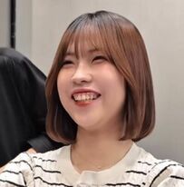 翌日にイベントを控える女性「まとめ髪ができる髪型」を希望　変身姿が話題に