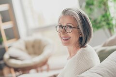 「気づけばお金が減っている…！」【65歳以上年金で暮らす夫婦】家計管理のポイントとは？