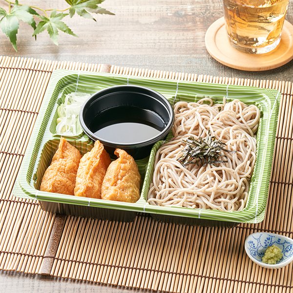 ファミリーマートの新商品:石臼挽きそば粉使用 ざるそば定食