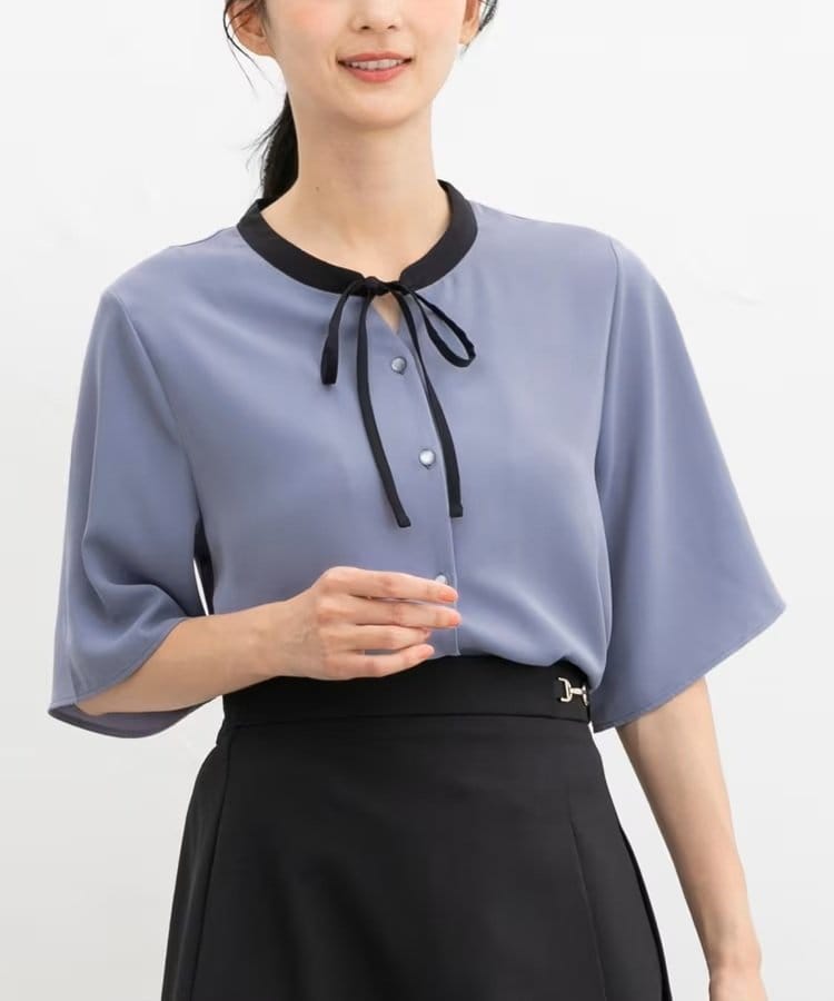 出所：ハニーズ公式　配色リボンブラウス