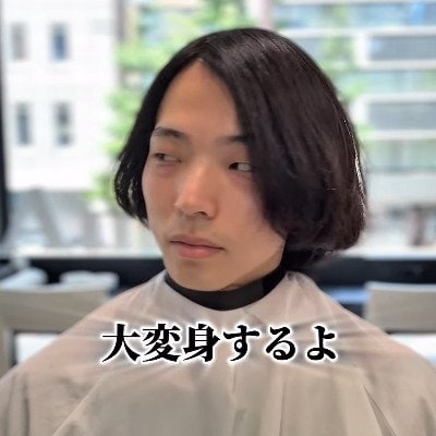 自分に自信がないと悩みを話す男性