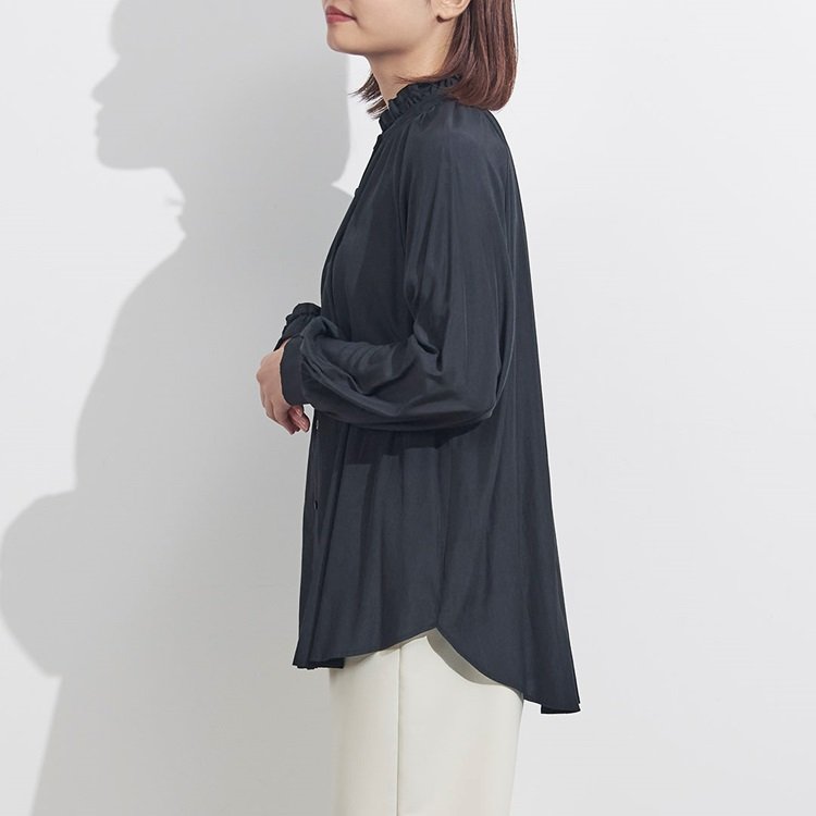 【すごナノ撥水】フリルカラーシャツ