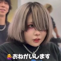 【大変身】髪を青紫にしたい女性がカラー＆ウルフカットで大胆イメチェンした姿に驚き