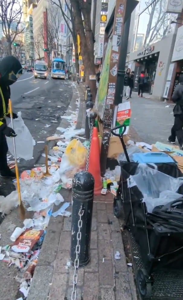 出所：@iijNWqUQ7i41630