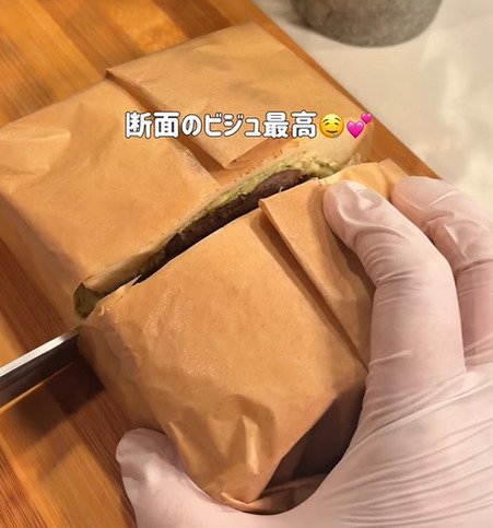 【マック風てりたま？】婚約者に作るパティ2枚入り「サンドイッチ弁当」ボリューム満点の断面がおいしそう！