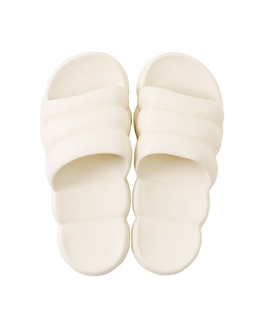 画像出典：すべて「3COINS公式」