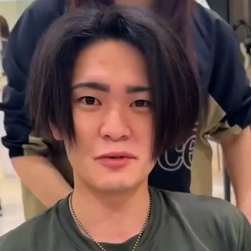 【大変身】「前髪のあるヘアスタイル」を希望の男性が大胆イメチェン！「天然パーマを活かしたスタイル」に大変身！