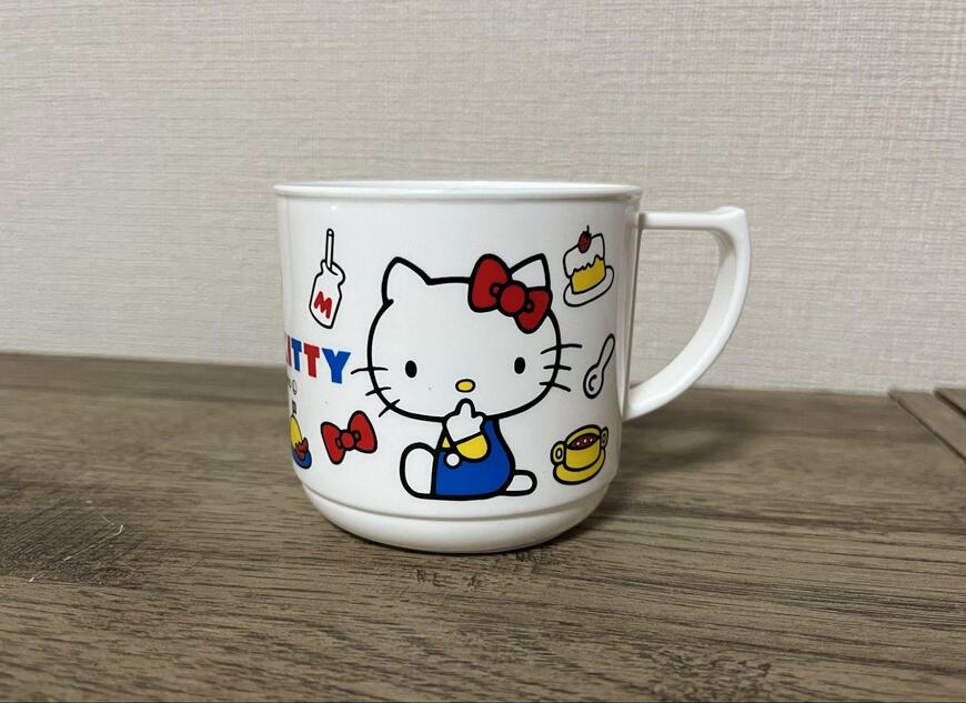 ダイソー、手付きコップ K/Tブルー画像