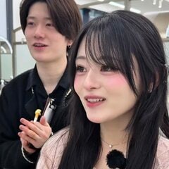 「人生初かも…」スーパーロングの女性が「バッサリカット」でボブにスタイルチェンジ！「似合ってる」など反響続々
