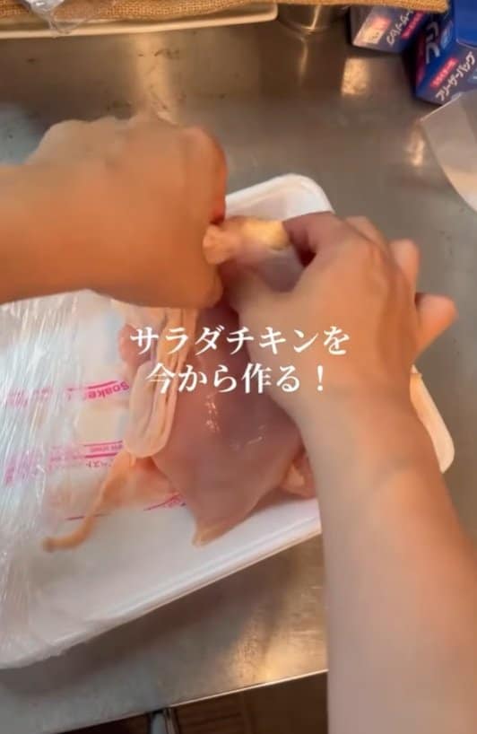 【高校生が作るお弁当】手作りサラダチキン＆煮卵が美味しそう！　「盛り付けが上手」「既にベテラン感」の声