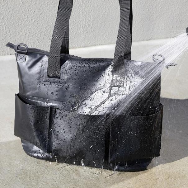 SOLVIC（ソルビック）　防水トートバッグ　20L　ブラック