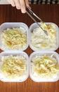 【のっけ弁当】「ご飯が止まらないウインナー炒め」が主役！キャベツとゆで卵を重ねて、仕切りなしで4つ一気に完成