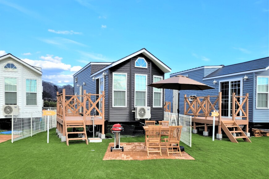 画像出所：solana日光 ペットと泊まれるトレーラーハウス