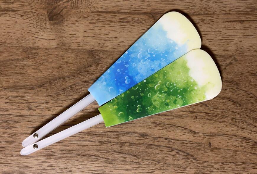 筆者撮影（セリア、プラ扇子 クリームソーダ）