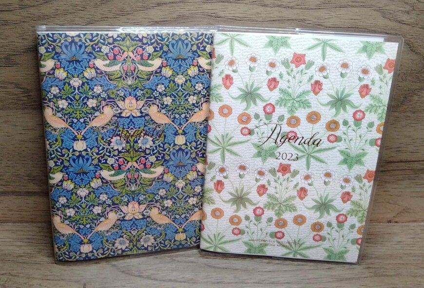 筆者撮影（セリア、A6 MONTHLY 2023）