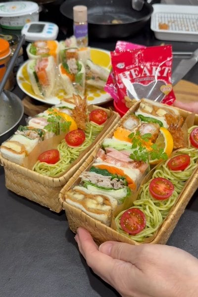 出所：@_k_i_k_i_o