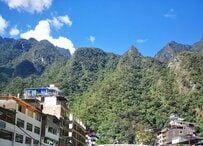 ペルーのマチュピチュ村の街並みを撮影したら…「ここ日本じゃないの？」「温泉街に見える」との声が続出