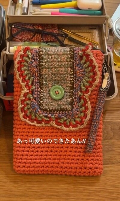 シンプルデザインの本体にお洒落なフタのアクセント