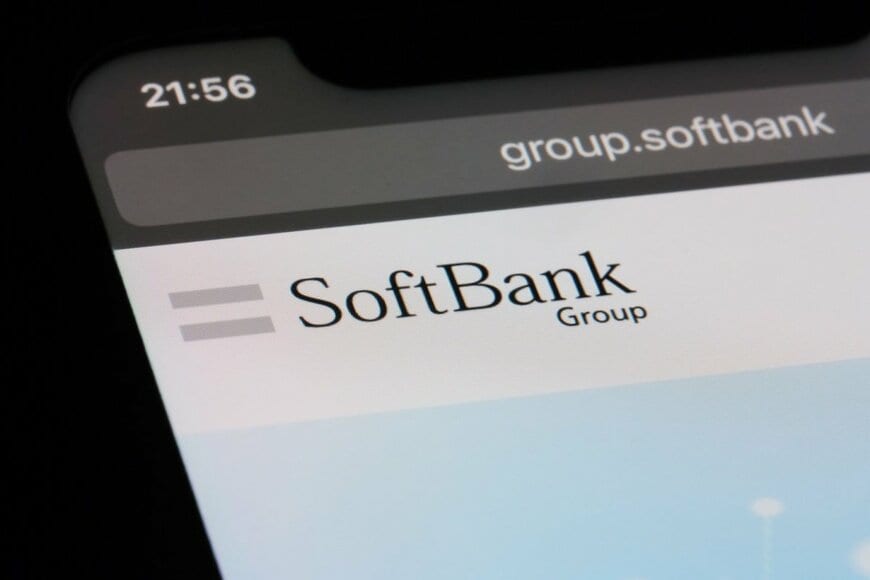 【ソフトバンクグループ（9984）の株価】2026年1月5日の終値は「4615円」1年間の株価チャートをみる。1月1日に株式分割