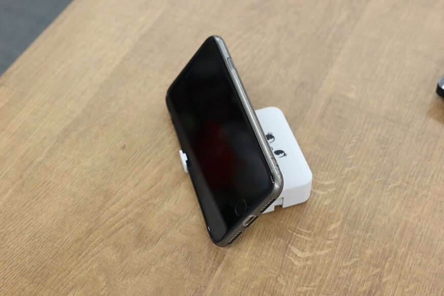 出所：株式会社不二家「ゴールデンウィークは不二家のスイーツを楽しもう！ ゴールデンウィークもペコちゃんといっしょ！Smile Switchコンパクトスマホ充電ケーブルプレゼントキャンペーン」PR TIMES