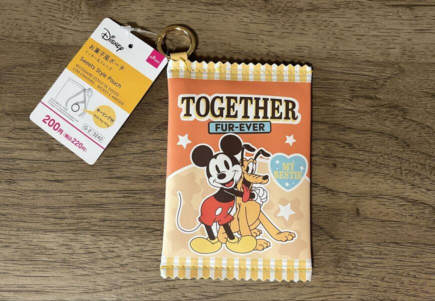 ダイソー、お菓子風ポーチ、キーリング付(ミッキー&フレンズ)写真