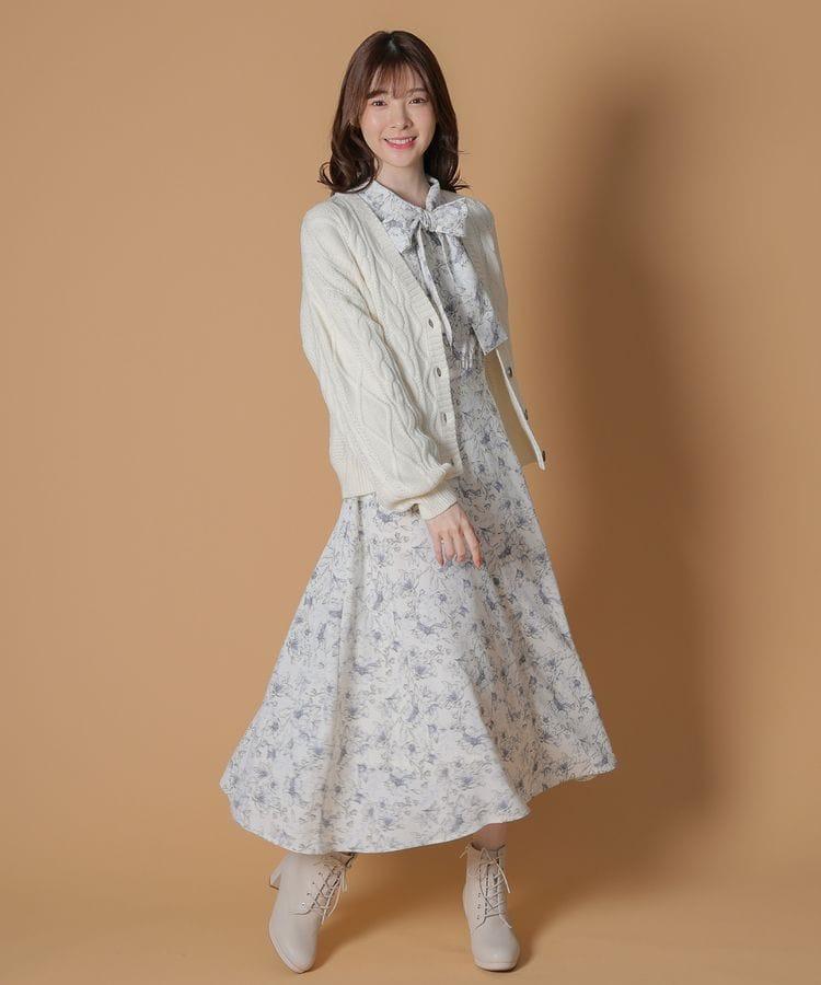 ハニーズ、ボウタイワンピース(アイボリー花柄)商品着用例の画像