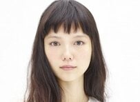 宮﨑あおい、笑顔のドラマオフショットに反響「天使すぎる」「この可愛さは反則」