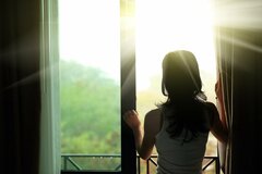 あえて結婚しない男女が増える日本、その4つの理由