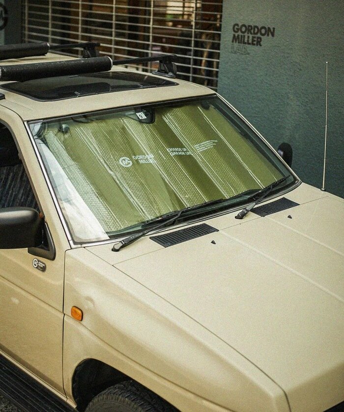 紫外線によるダッシュボードやシートなどの内装劣化も防いでくれます