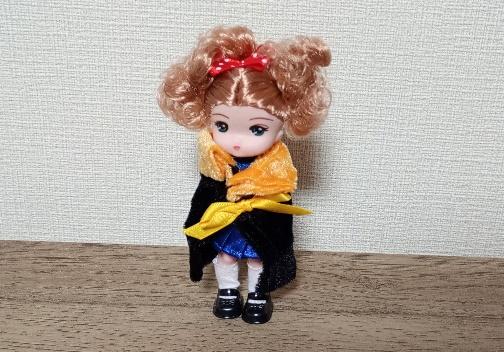 筆者撮影（セリア、フィギュア用ハロウィンミニマント）