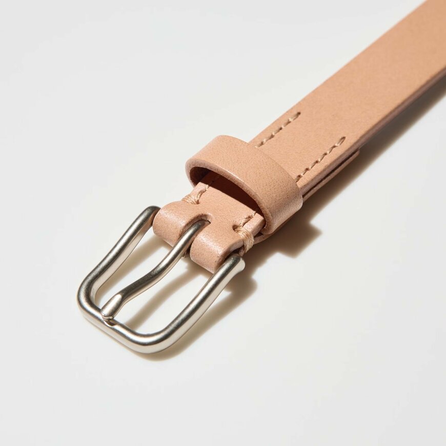 出所：ユニクロ公式　ナローロングレザーベルト