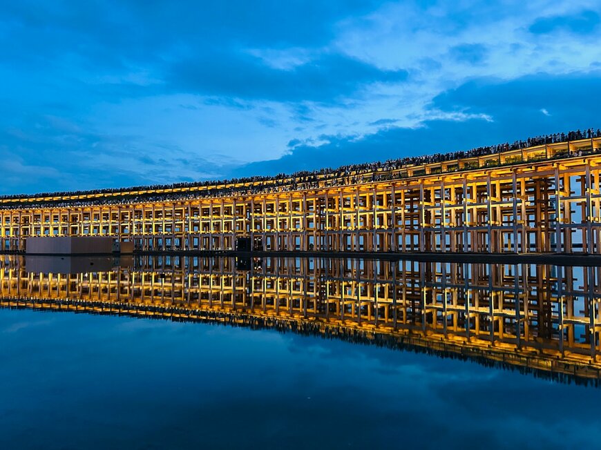 リフレクションが美しい「大屋根リング」