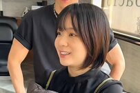 【イメチェン】「朝6時出発！」札幌市街から美容室を訪れた女性　大胆カットで華やかなショートヘアに