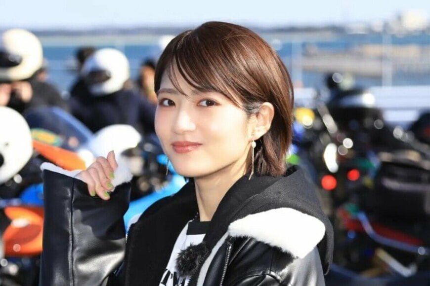 元乃木坂46 若月佑美 愛車のカワサキ「エリミネーター」を披露！ライダー姿に「かっこよすぎてやば」「イケメン」「また惚れる」の声