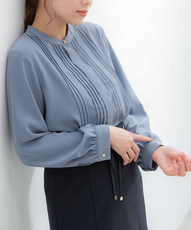 出所：ハニーズ公式通販サイト　ピンタックブラウス