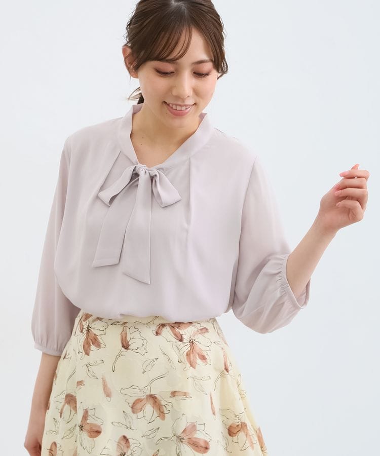 出所：ハニーズ公式通販 ボウタイブラウス
