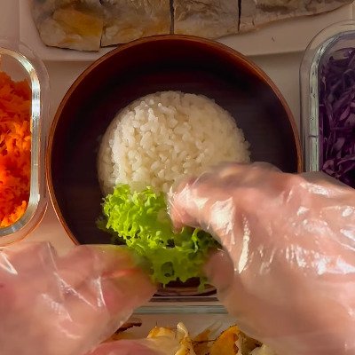 【食べるのがもったいない】母が高校生の娘に作る「ご飯真ん中詰め弁当」　映える弁当に絶賛の声