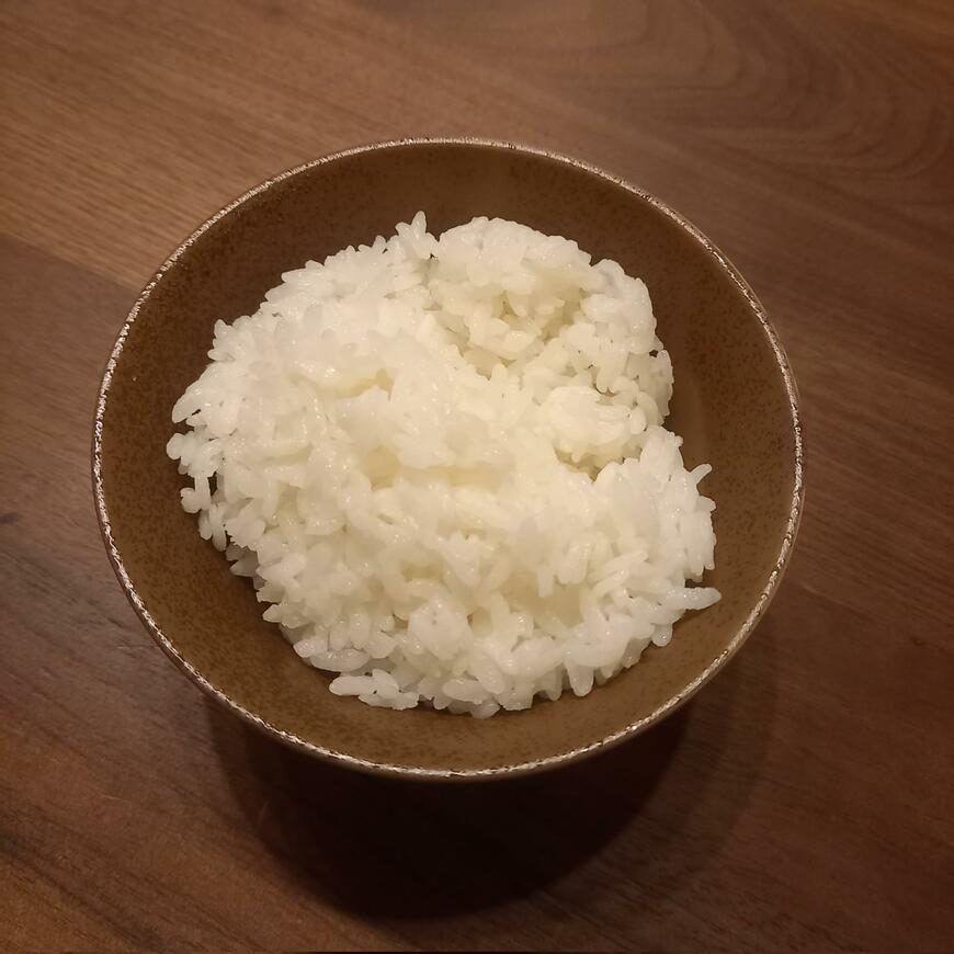 食卓に並ぶシェルパ米