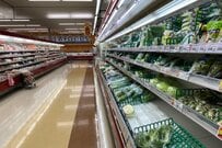 スーパーの野菜売り場で見つけた「バナナこしょう」　名前と味のギャップに「罠すぎる」「油断を誘う」