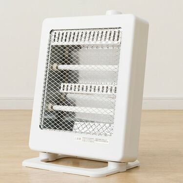 そろそろ買いたい！ニトリの「2990円電気ストーブ」が便利！1時間使っ