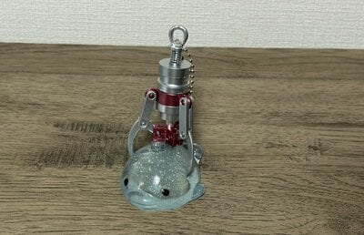セリア、キャッチャーアームキーホルダー商品画像
