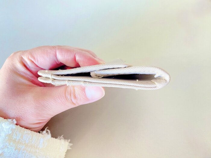 厚さ1.5cmと極薄