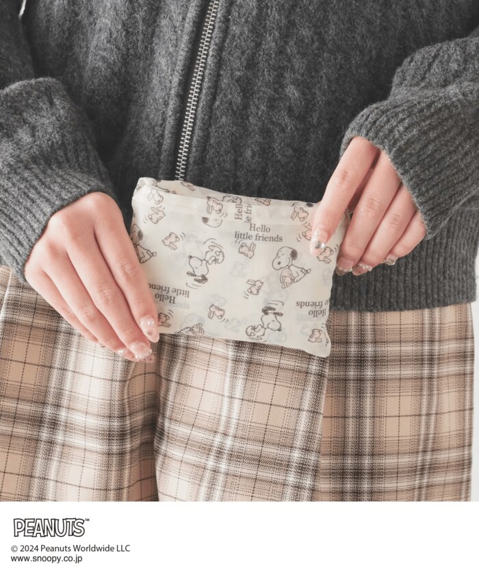 使わない時は小さく折り畳んでコンパクトに持ち歩ける!