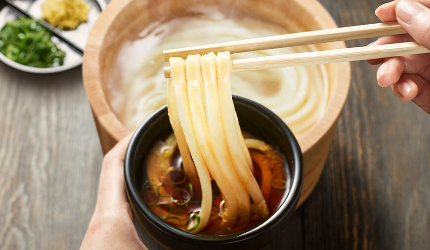 【丸亀製麺】並サイズなら200円以下！5月1日は「釜揚げうどん」が半額に