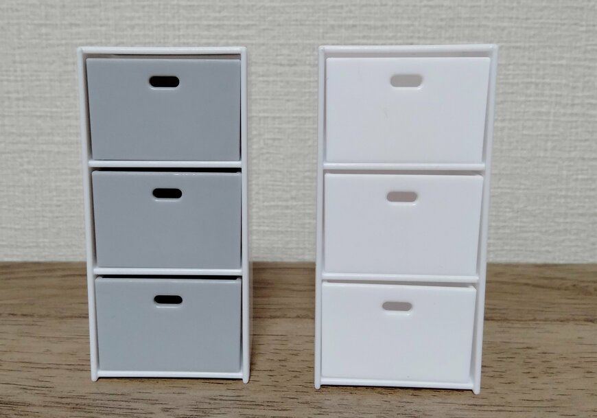 筆者撮影（セリア、ミニチュア 3段カラーボックス）