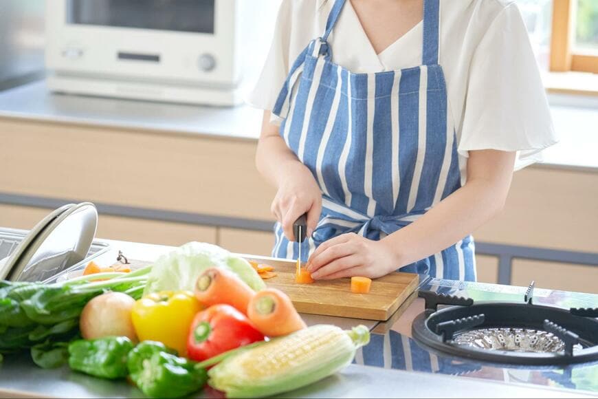 【すご過ぎて怖い】子育てママが作る離乳食ストックに思わず目を疑う 出社前の大仕事に「ひれ伏します」