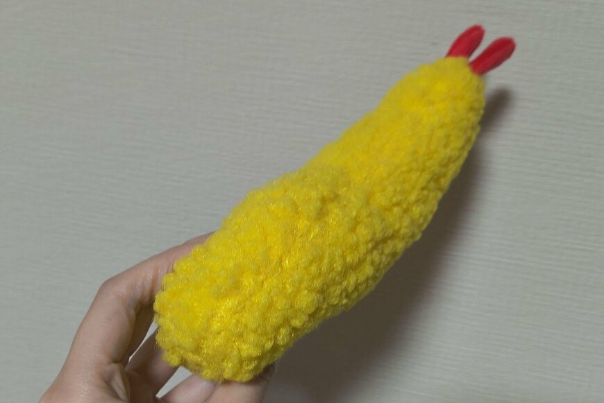 筆者撮影（キャンドゥ、シャカシャカおもちゃエビフライ）