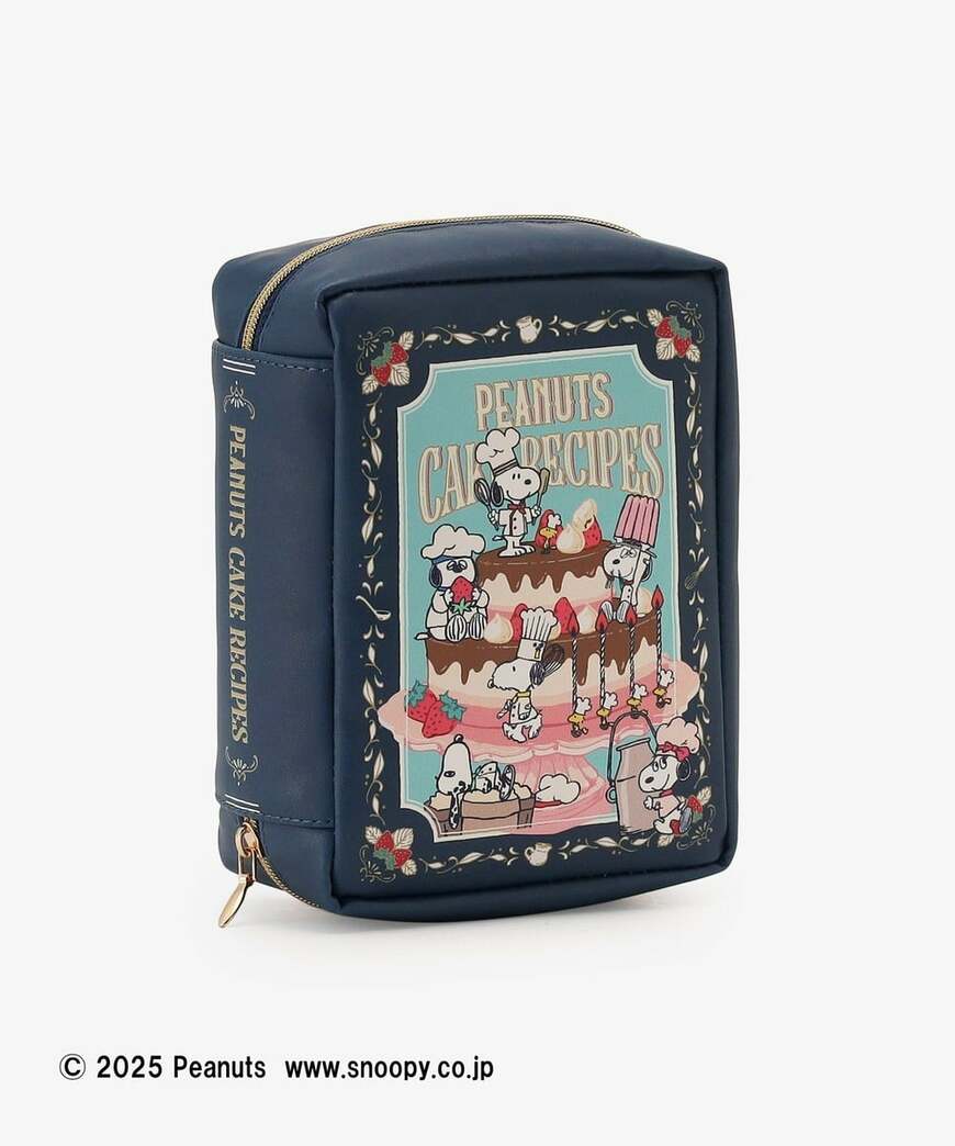 出所：アフタヌーンティー公式　ブック型ポーチ／PEANUTS