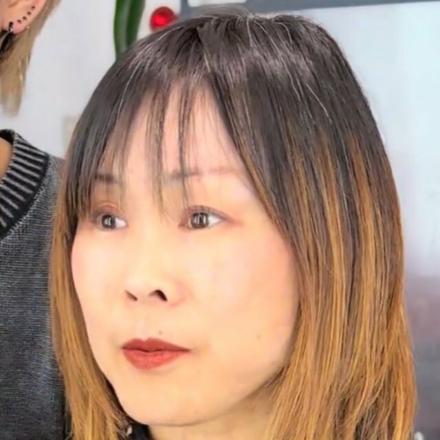 【大変身】「いつもお任せしている」マダムがミディアムレイヤーで大胆イメチェン！小顔見えする明るい顔まわりに！