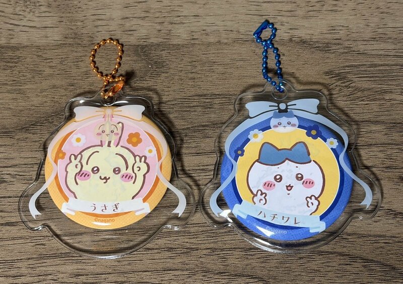 キャンドゥ、ちいかわ 缶バッジ&カバーセット筆者撮影写真